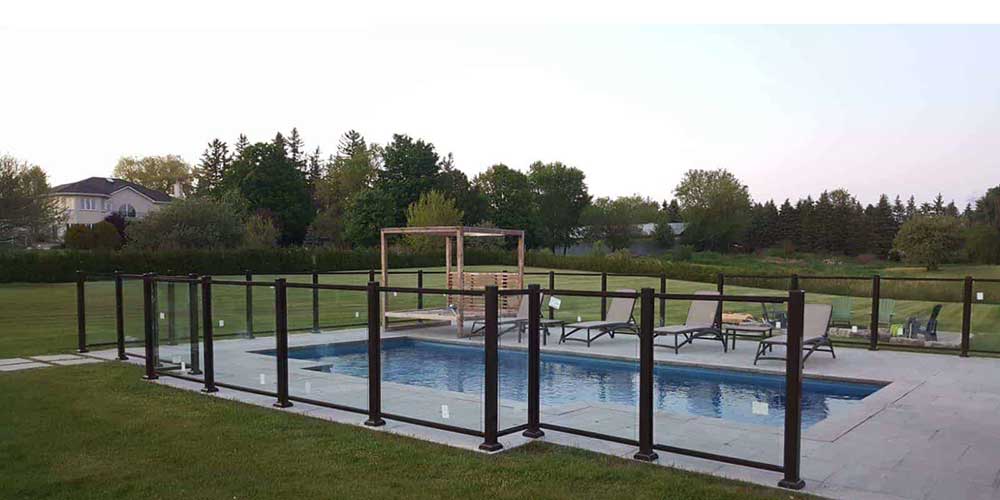 Aluminum-Glass-Railings